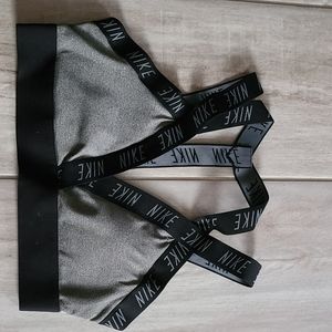 Nike Sports Bra Size: Small